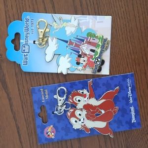 NWT.  Disney World Lanyard Medals